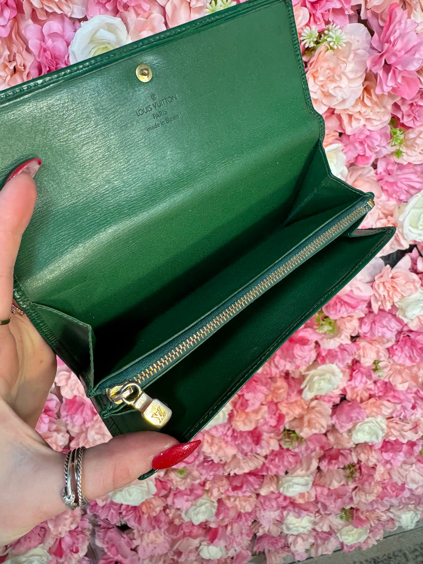 Green Louis Vuitton Sarah Epi Wallet