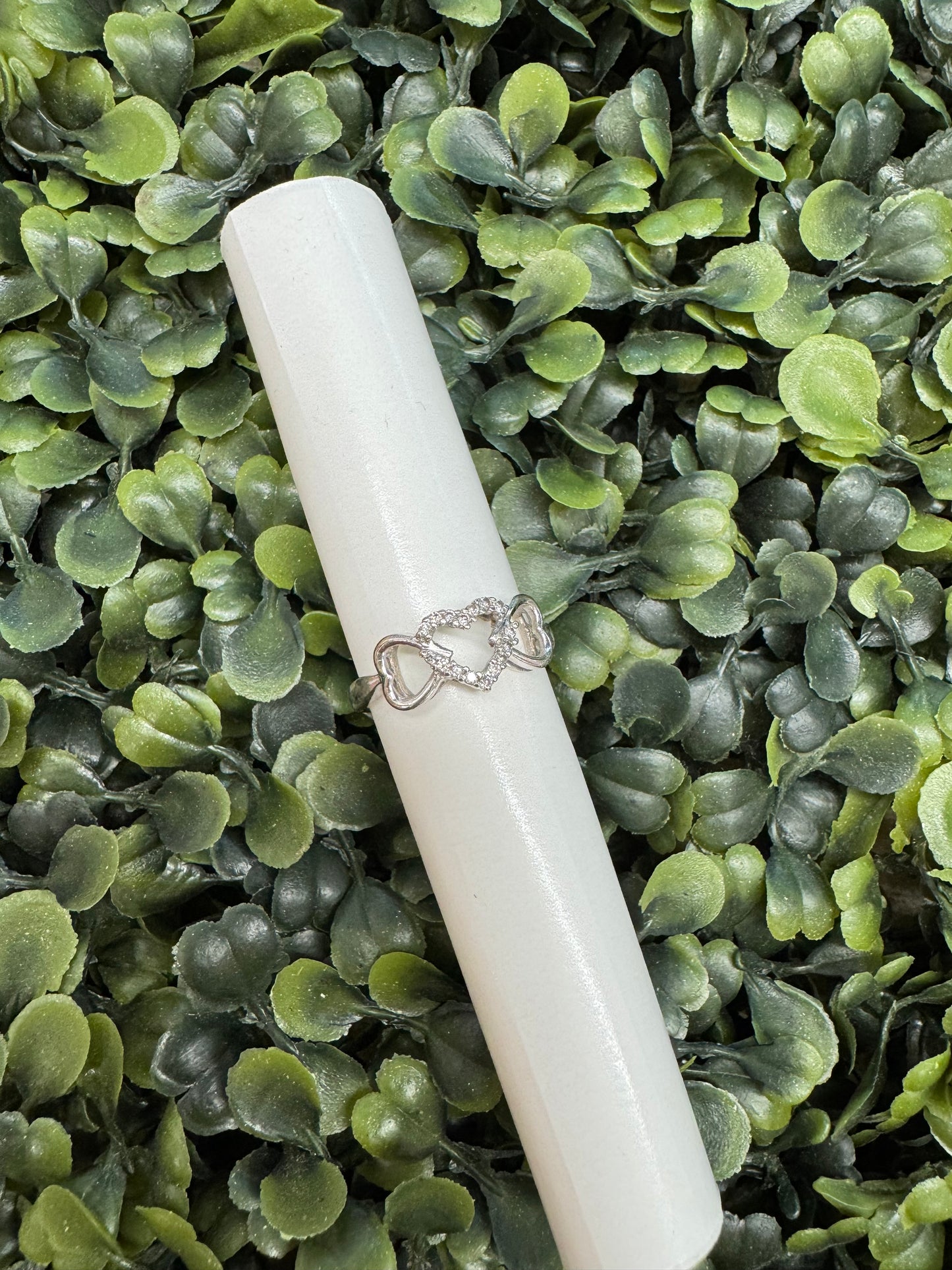 10K Diamond Heart Ring