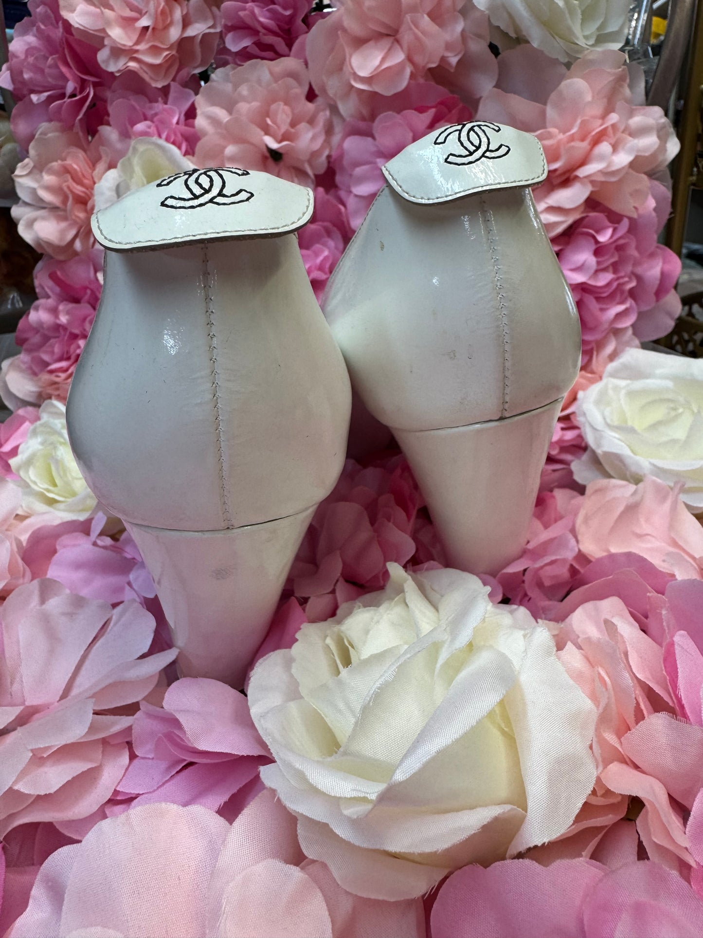 Vintage Chanel Lambskin Heels Size 39
