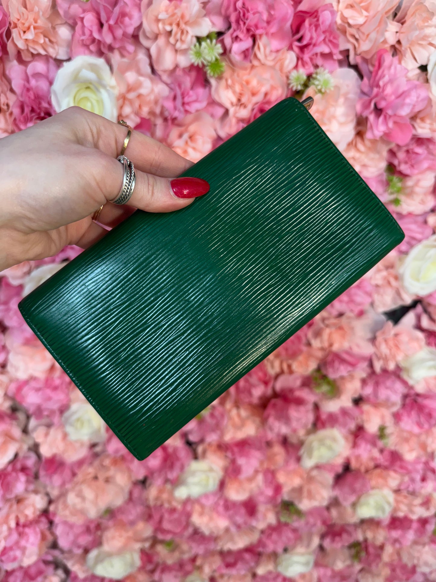 Green Louis Vuitton Sarah Epi Wallet