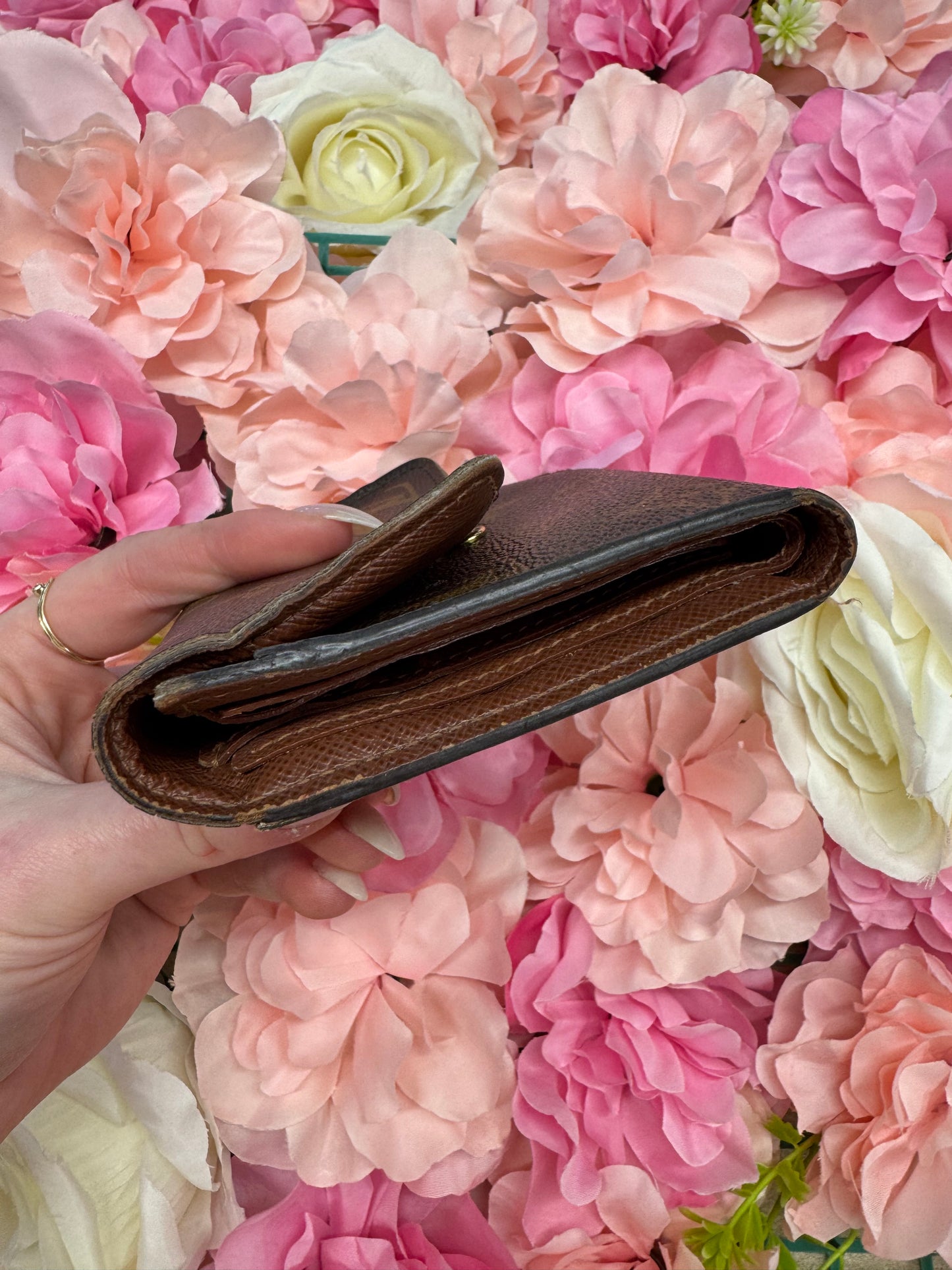 Louie Vuitton Folding Wallet With Coin Zip Area