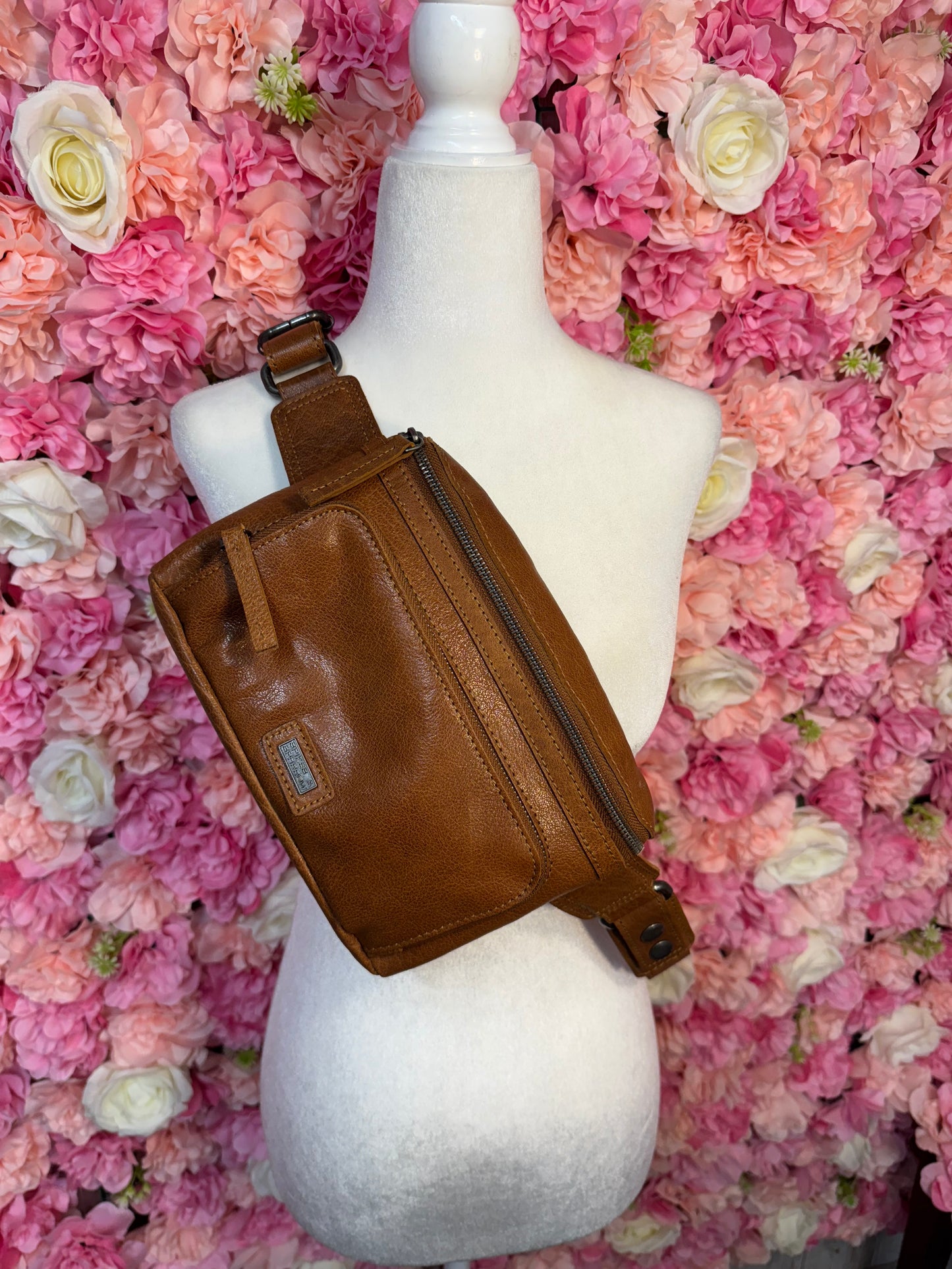 Spikes & Sparrow Belt Bag
