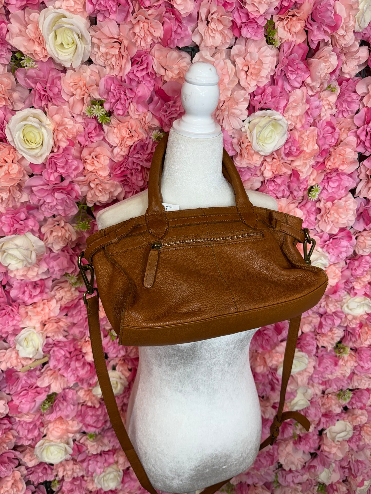 Vilenca Leather Crossbody Bag