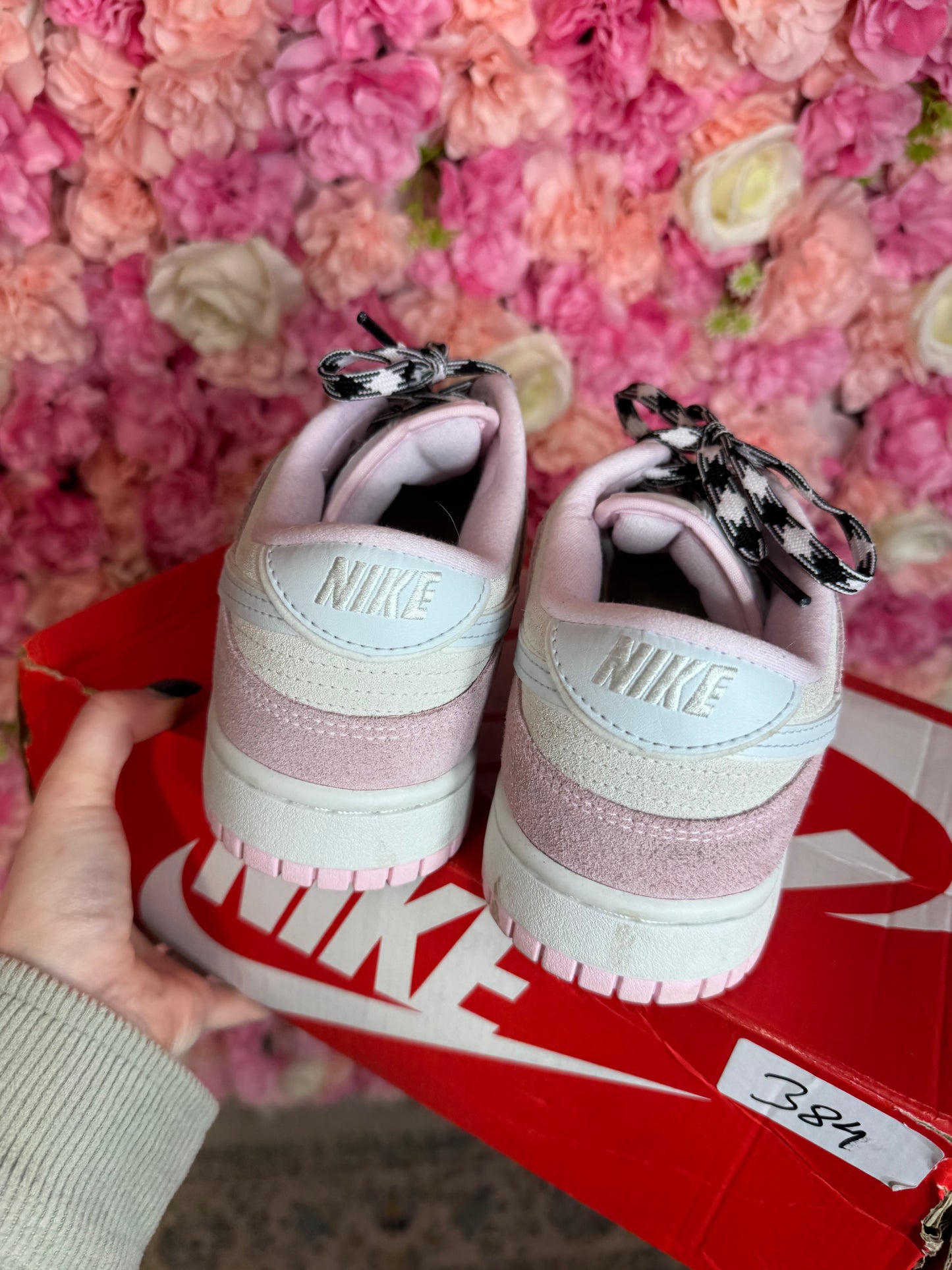 Nike Pink Foam Like New Size 10.5