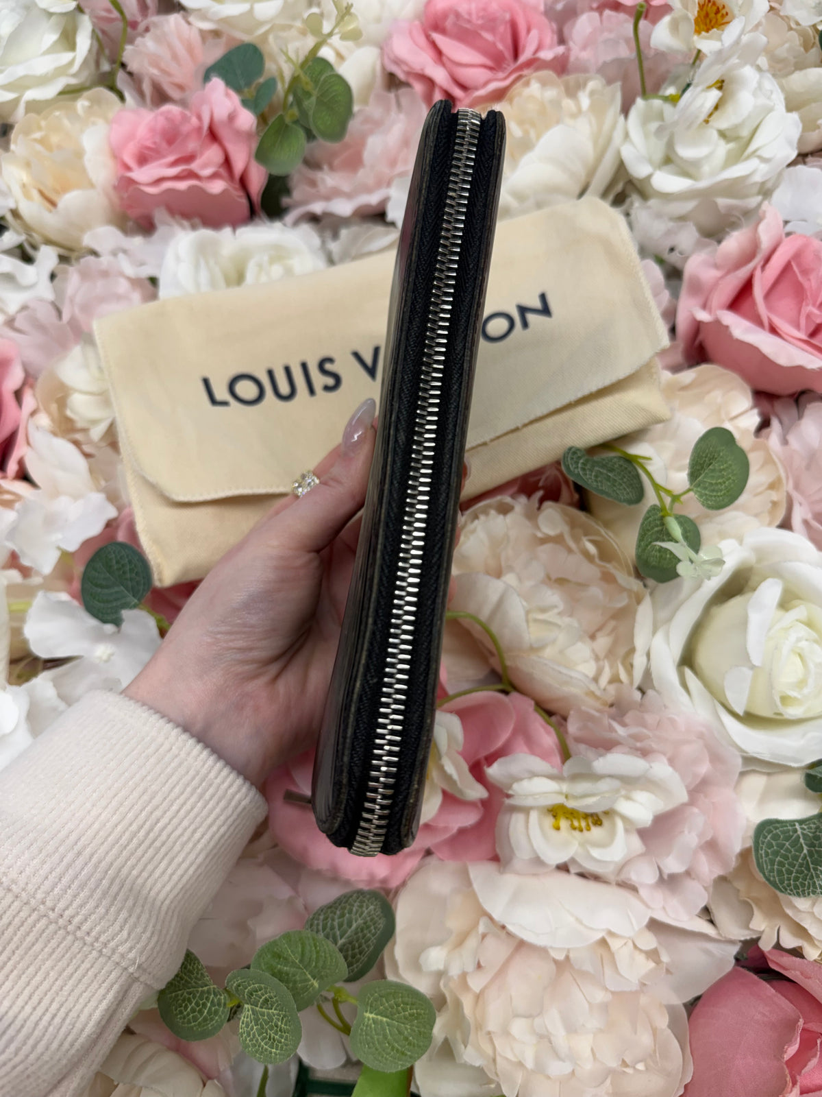 Louis Vuitton Zippu Electric Epi Wallet