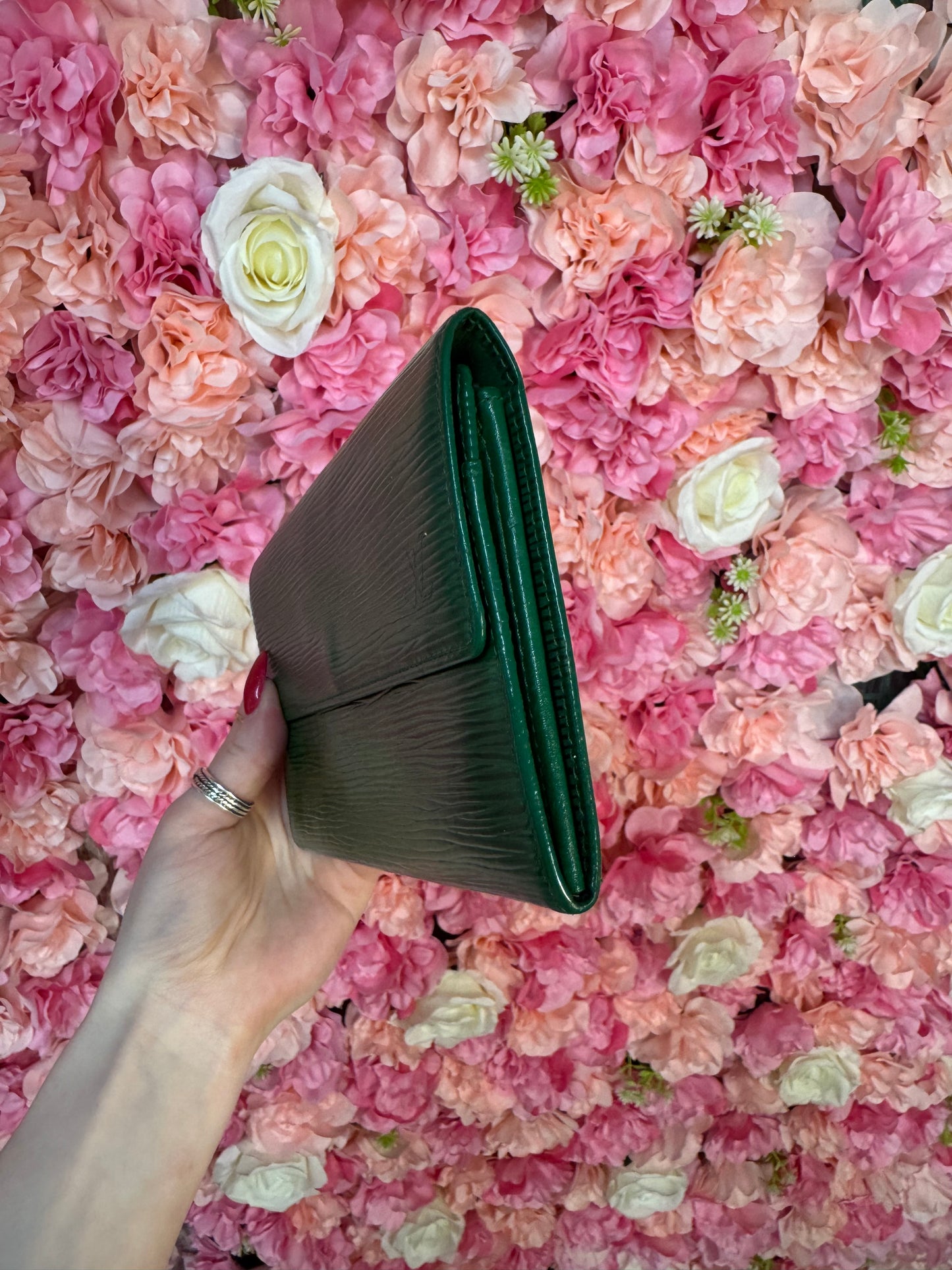 Green Louis Vuitton Sarah Epi Wallet
