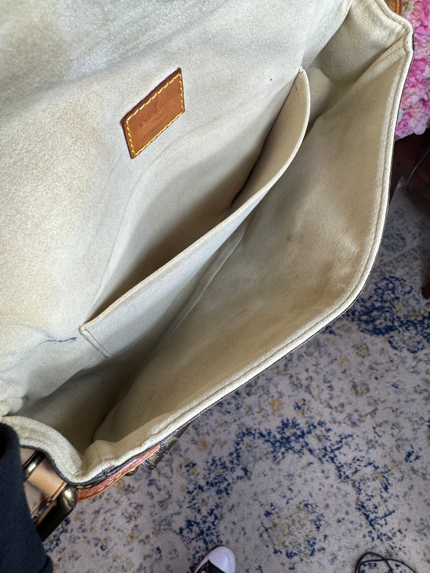 Louis Vuitton Hudson PM Shoulder Bag