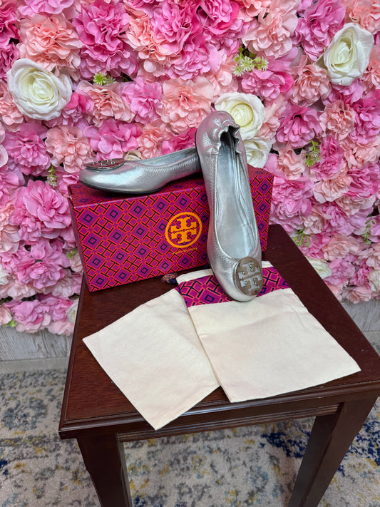 New In Box Tory Burch Minnie Travel Ballet Flat Size 9