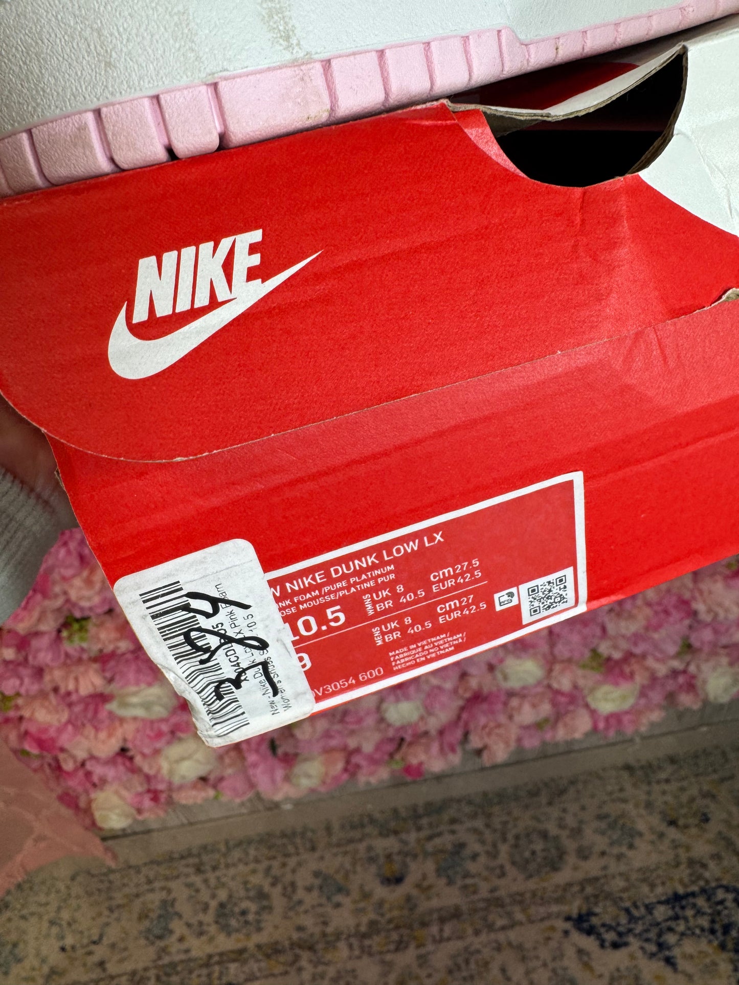 Nike Pink Foam Like New Size 10.5