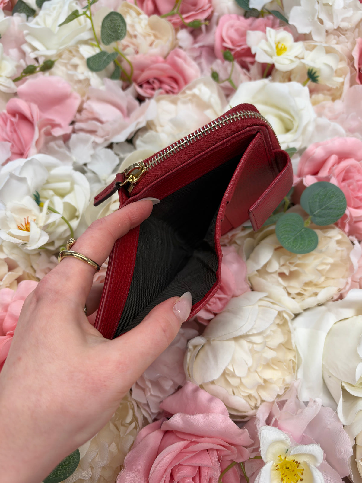 Zip Around Gucci Wallet