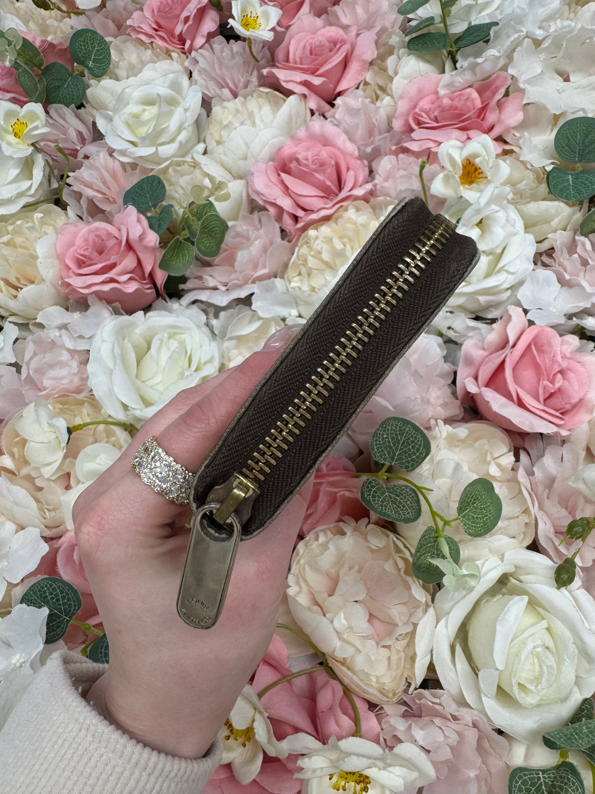 Louis Vuitton Zippy Damier Ebene Wallet