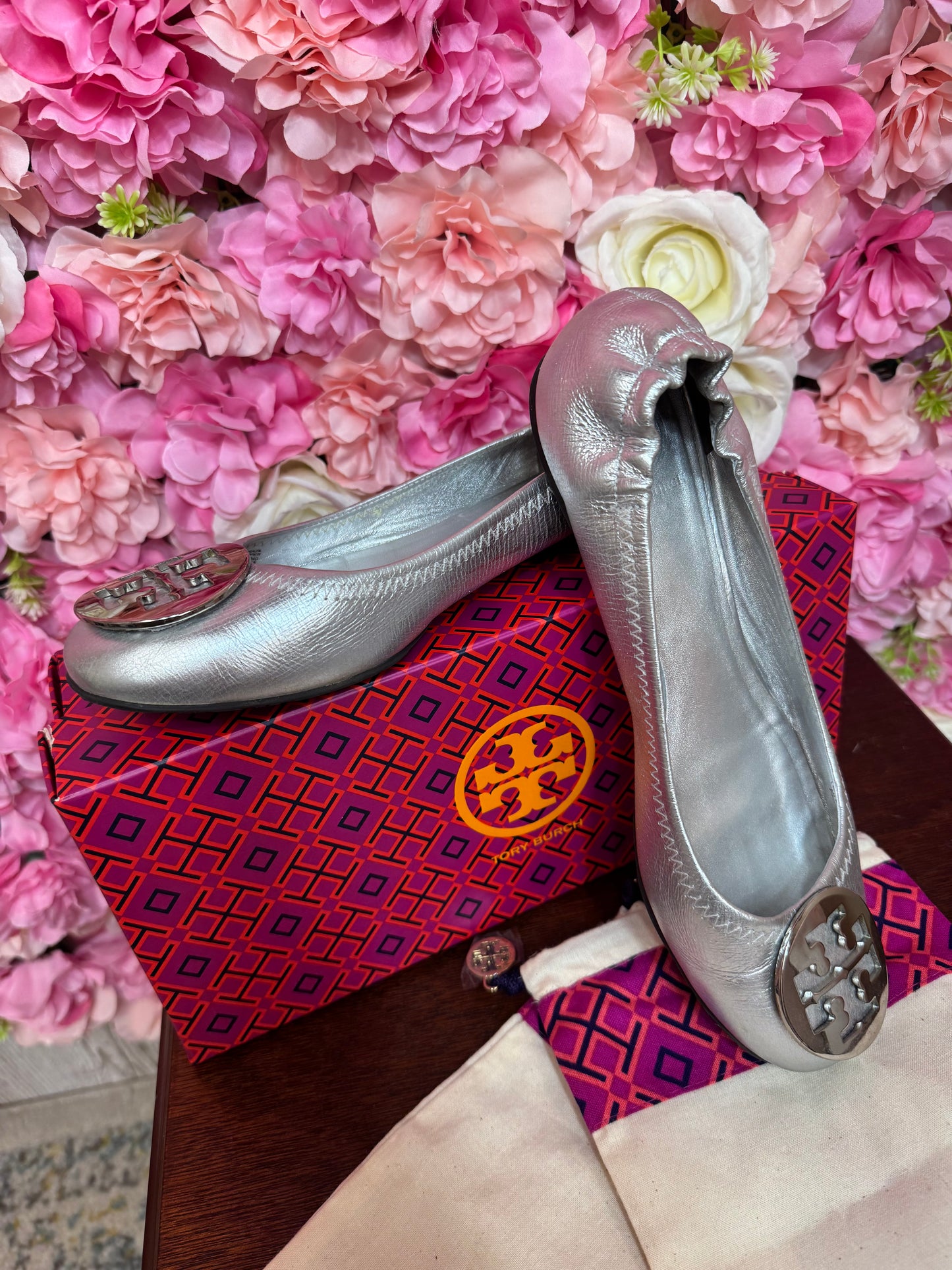 New In Box Tory Burch Minnie Travel Ballet Flat Size 9