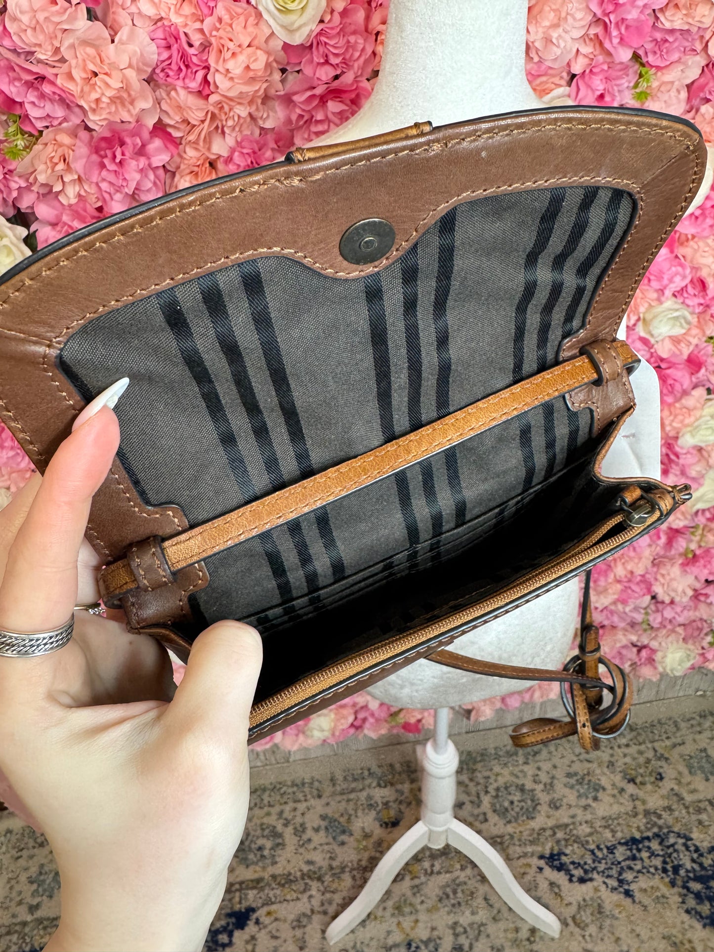 Frye Melissa Leather Wallet Crossbody