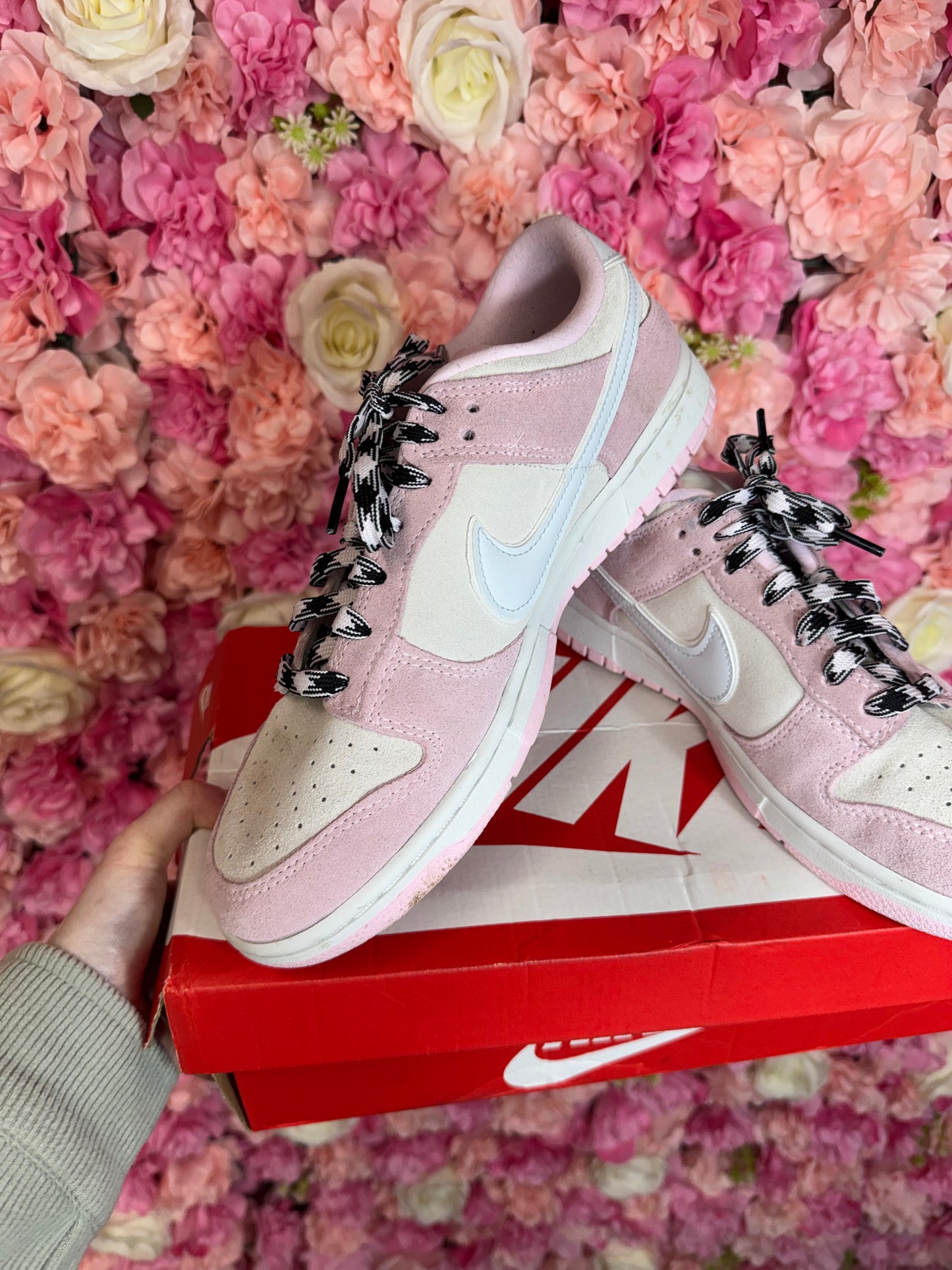 Nike Pink Foam Like New Size 10.5