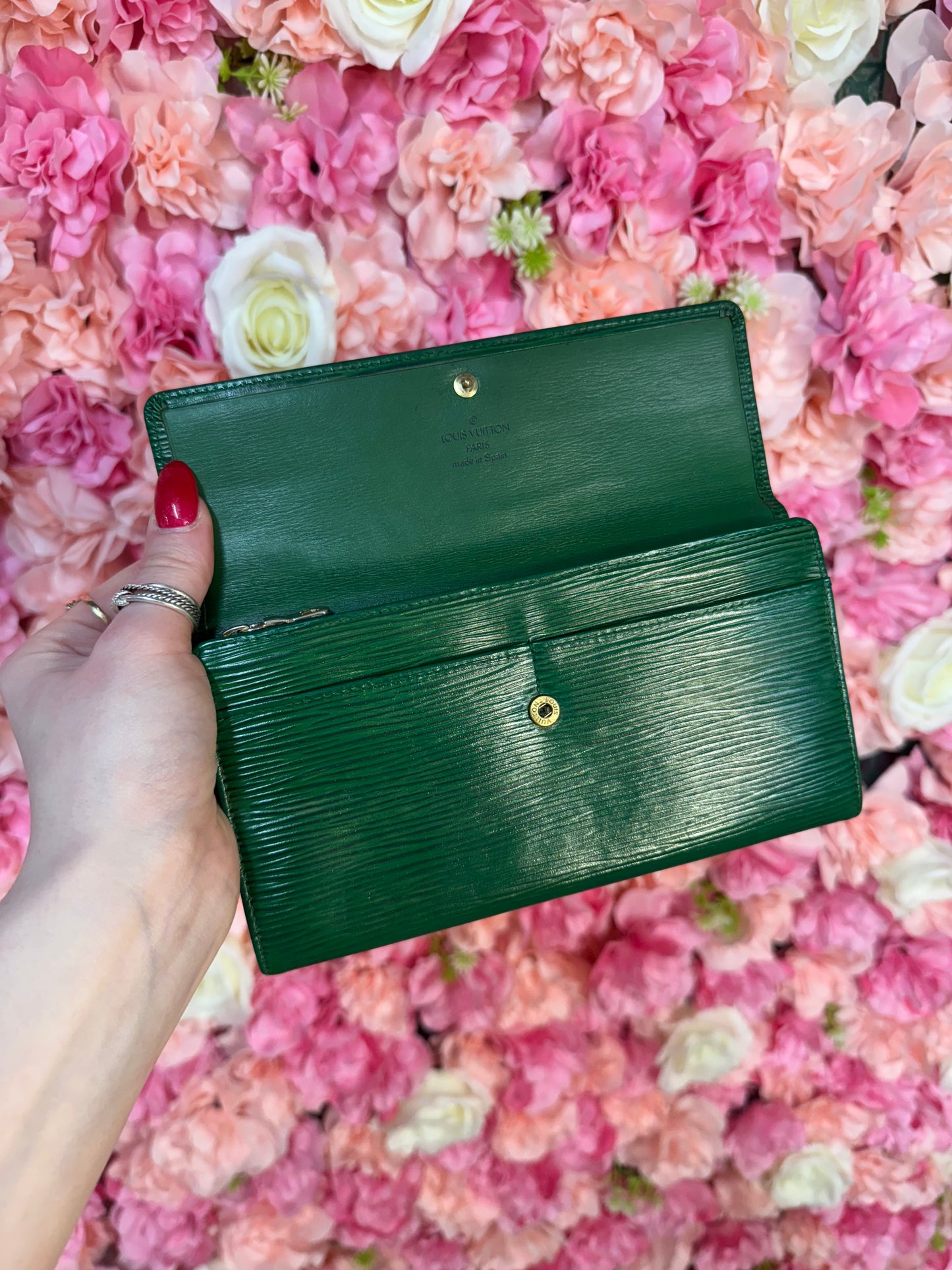 Green Louis Vuitton Sarah Epi Wallet