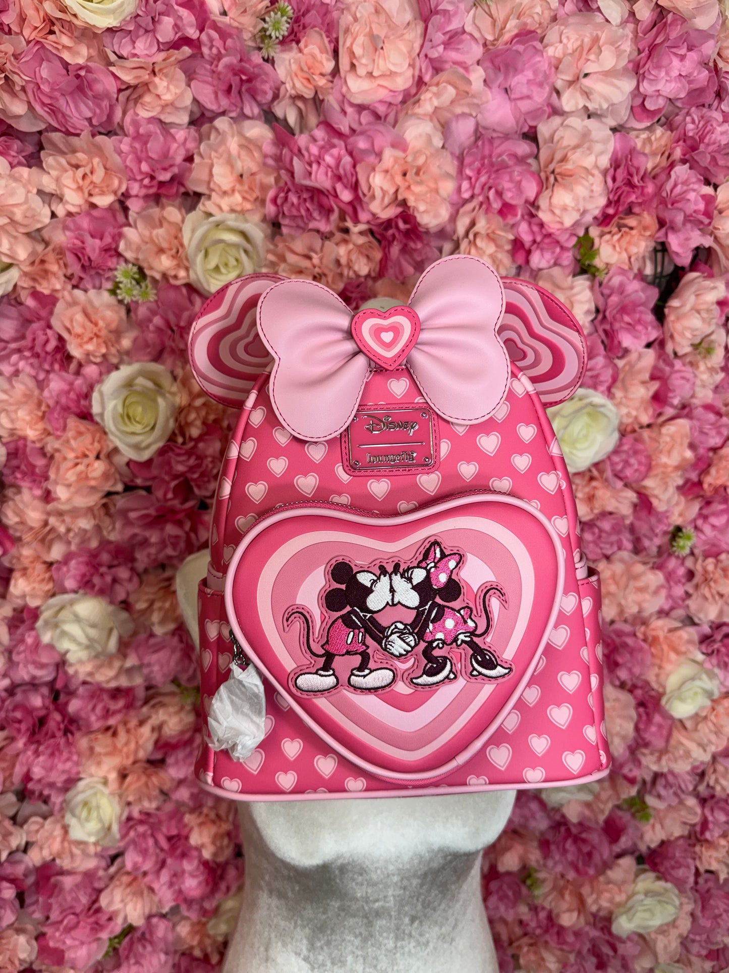 NWT Disney Loungefly Minnie and Mickey Valentines Day Backpack Purse