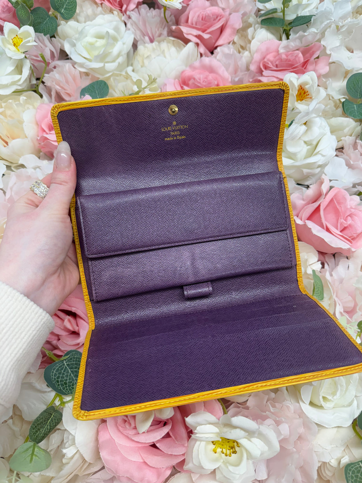 Louis Vuitton Epi International Wallet