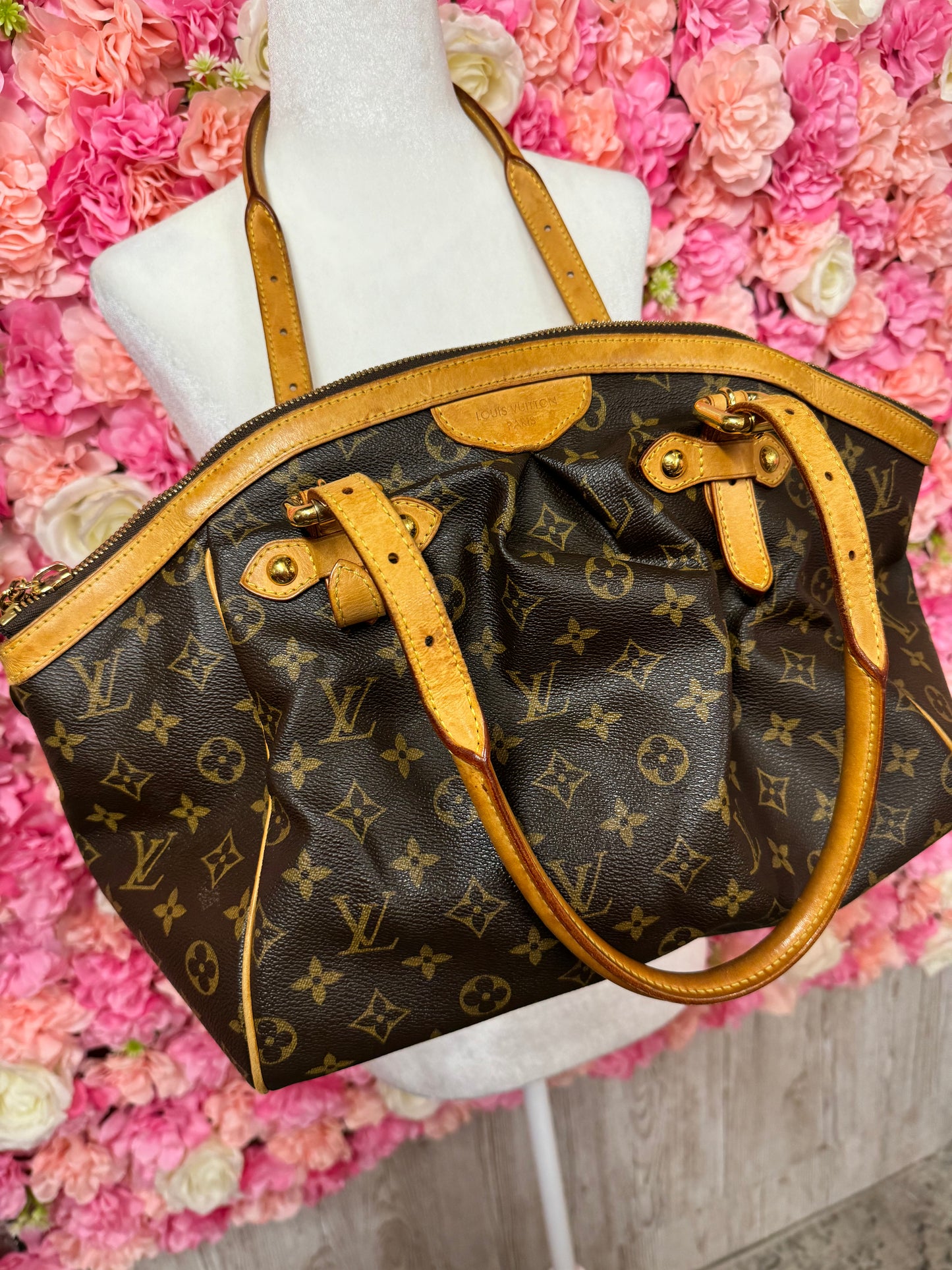 Louis Vuitton Tivoli GM Monogram